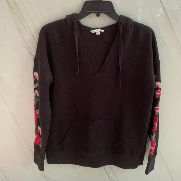 American Eagle hoodie w/ V-neck - Picture 2 of 4